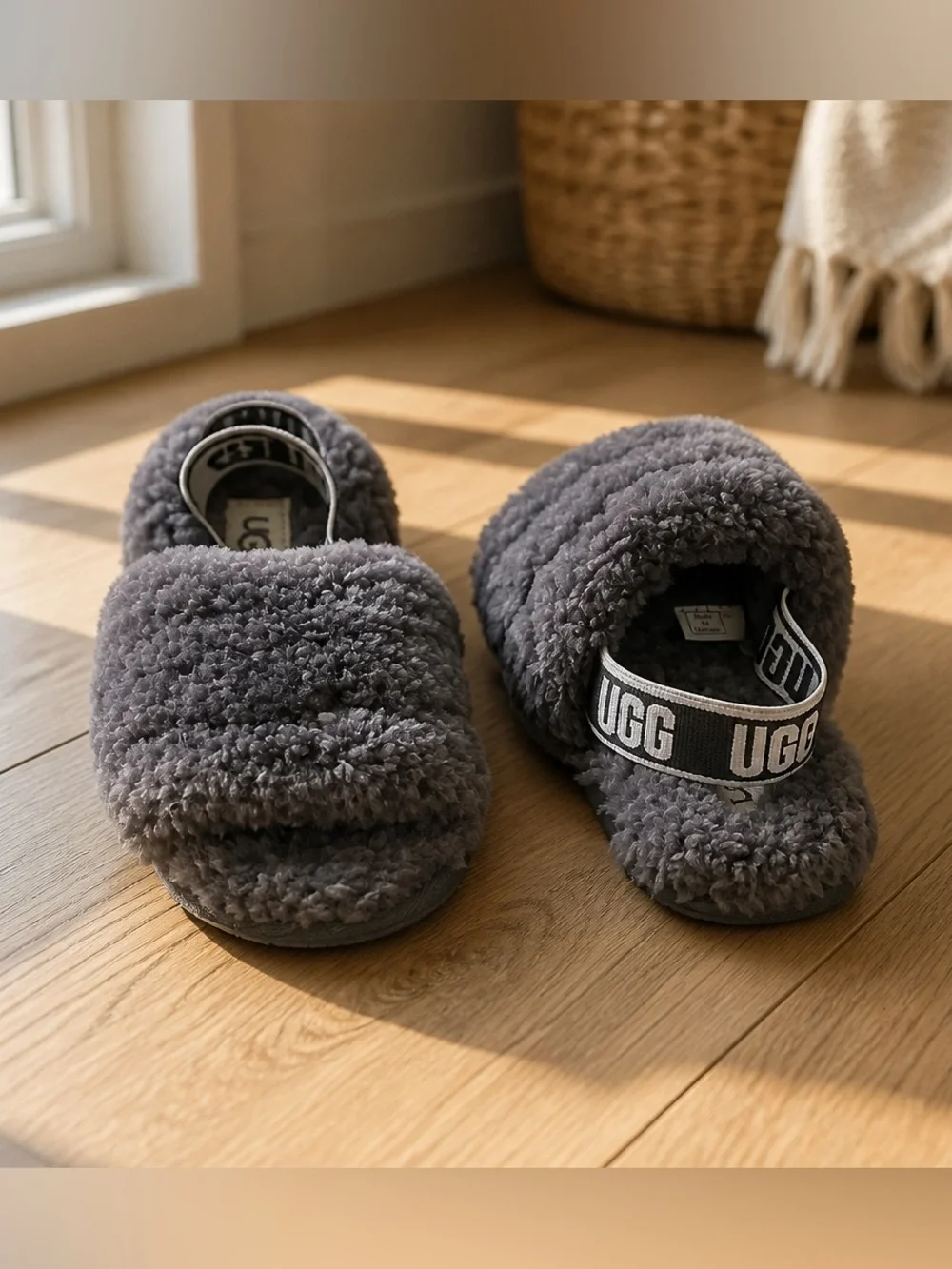 UGG. Fluff Yeah Toddler Sling Back Slippers/Shoes Toddler Sz. 8